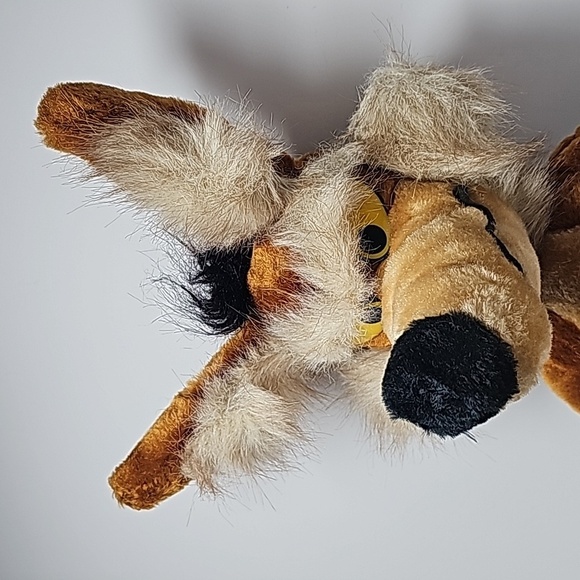 VTG Wile E. Coyote Plush Stuffed Animal 1992 Mighty Star Looney Tunes Warner Bro - Picture 11 of 16